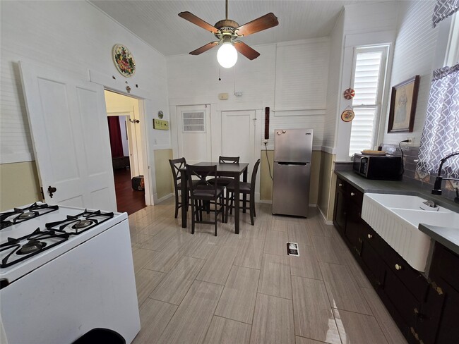 property at 916 Avenue H