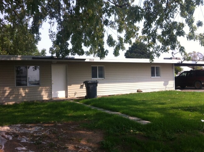 property at 9388 Beacon Rd NE
