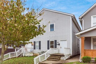 673-675-675 Stanley Ave in Columbus, OH - Building Photo