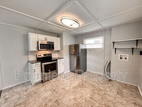 4412 N Virginia Ave in Kansas City, MO - Building Photo - Building Photo