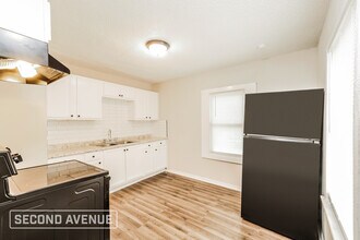 4412 Kensington Ave in Kansas City, MO - Foto de edificio - Building Photo