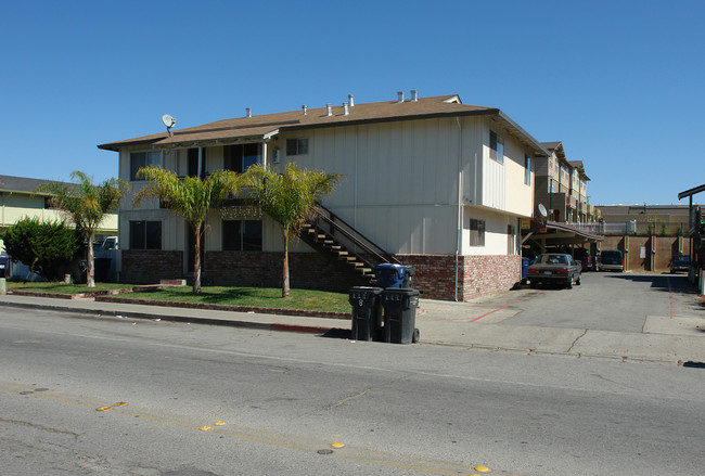 304 Main St in Watsonville, CA - Building Photo - Building Photo