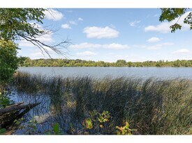4509 Laguna Dr in Minneapolis, MN - Building Photo