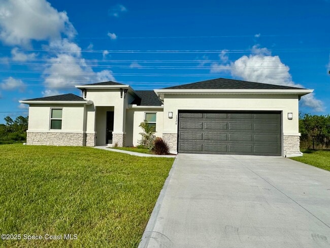 property at 1326 Seeley Cir NW