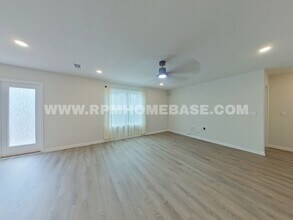 3264 Chapelwood Dr in Crestview, FL - Foto de edificio - Building Photo