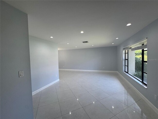 120 Annwood Rd in Palm Harbor, FL - Building Photo - Building Photo