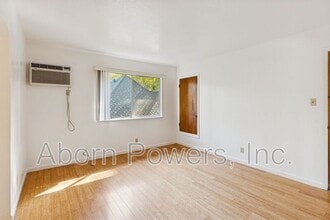 2715 D St in Sacramento, CA - Building Photo - Building Photo