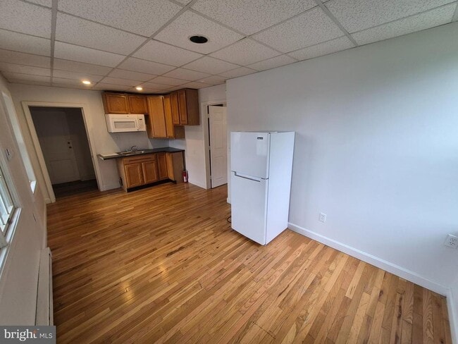 property at 412 New Rd