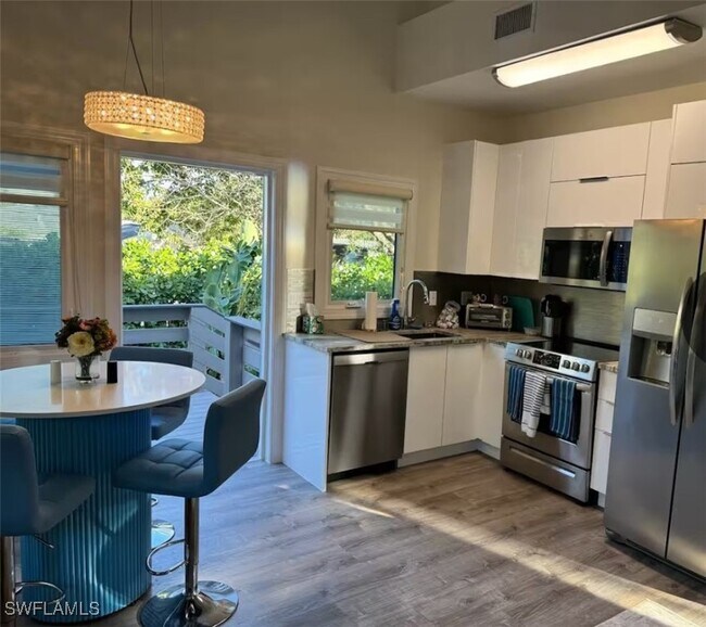 property at 2548 Weeks Ave