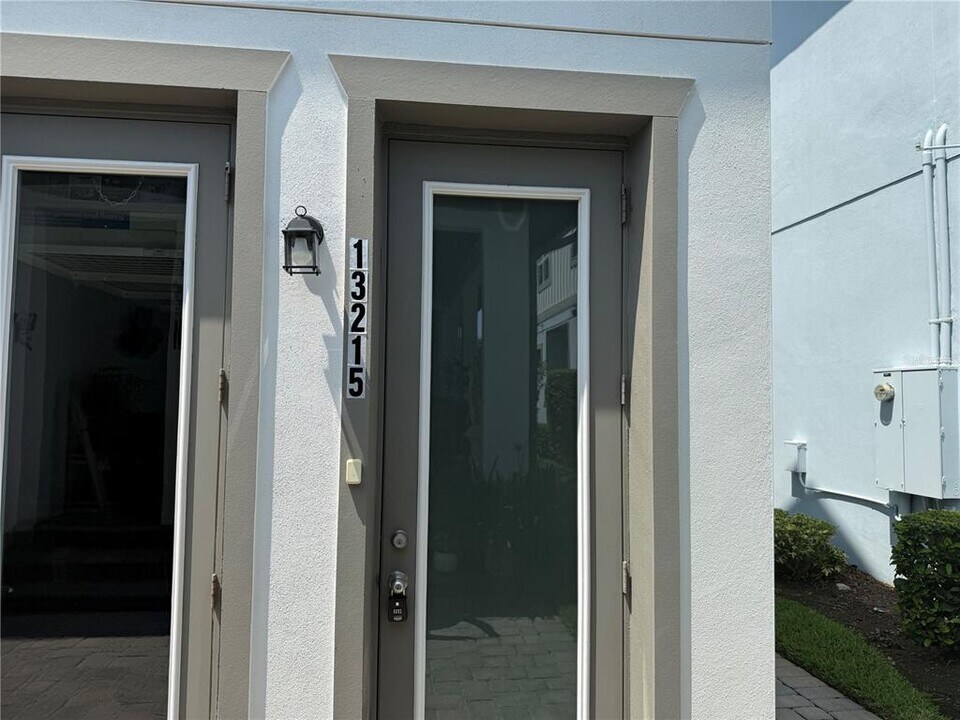 13215 Beebe Aly in Orlando, FL - Building Photo