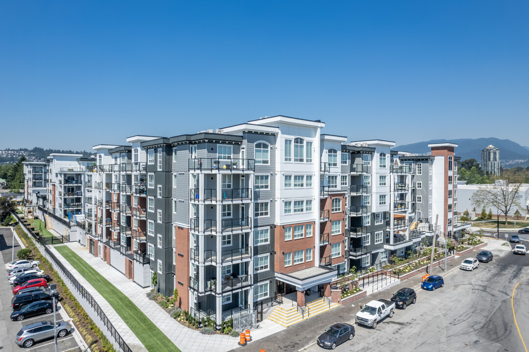 Montrose Square in Port Coquitlam, BC - Building Photo