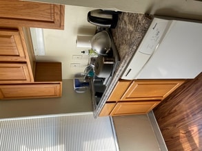 370 S Highland in Pittsburgh, PA - Building Photo - Building Photo