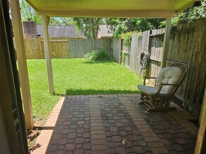 2822 Chimneystone Cir in Sugar Land, TX - Building Photo - Building Photo