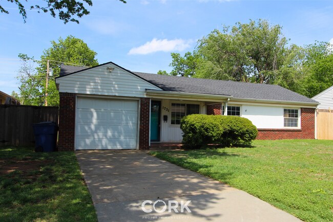 1721 Carlisle Rd in The Village, OK - Building Photo - Building Photo