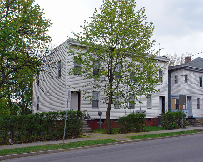 4 unit Multi-family in Albany, NY - Building Photo - Building Photo