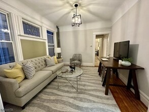22 Mission St in Montclair, NJ - Building Photo - Building Photo