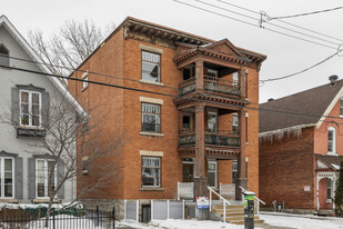 421 Lisgar St Apartments