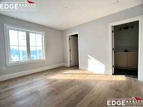 367 Market St, Unit 2 in Boston, MA - Building Photo - Building Photo