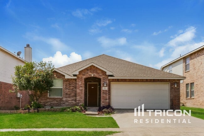 property at 7633 Sienna Ridge Ln