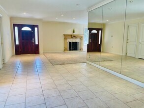 2833 Cedar Wood Pl in Thousand Oaks, CA - Building Photo - Building Photo