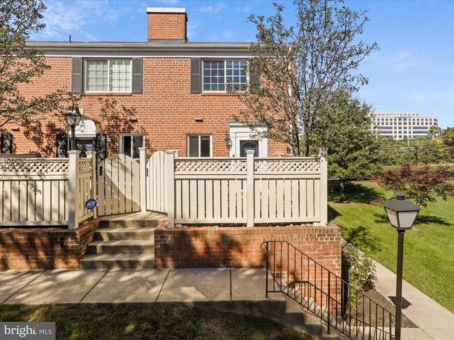 property at 1627 N Van Dorn St