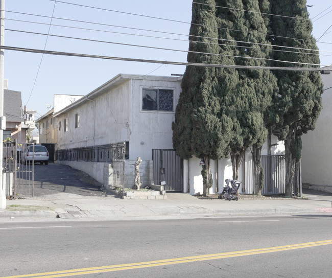 2517 W Temple St in Los Angeles, CA - Building Photo - Building Photo