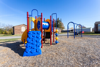 Paddocks at Ridge Park in Louisville, KY - Foto de edificio - Other