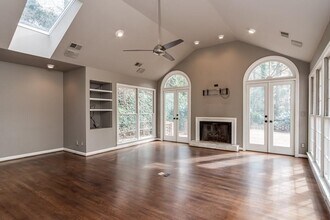 4601 Club Cir NE in Atlanta, GA - Building Photo - Building Photo