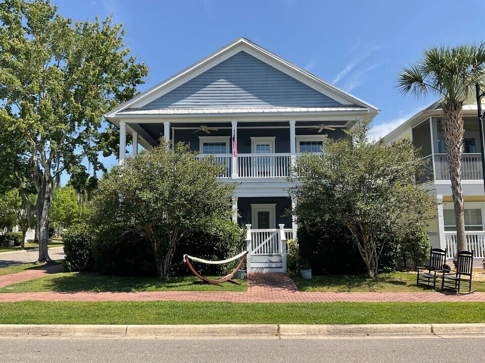5020 NW 10th Pl in Gainesville, FL - Building Photo