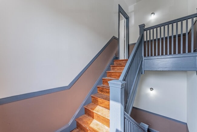 1121 N Leclaire Ave in Chicago, IL - Building Photo - Building Photo