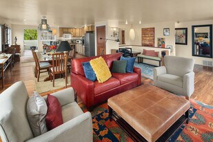 405 W Galer St, Unit SI ID1231003P in Seattle, WA - Building Photo