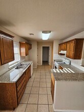 1208 Teakwood Dr in Norman, OK - Building Photo - Building Photo