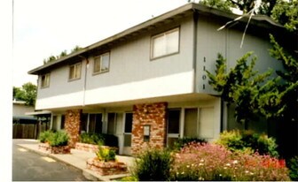 1101 Jennings Ave in Santa Rosa, CA - Building Photo
