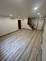 S86W18930 Woods Rd, Unit 32 in Muskego, WI - Building Photo