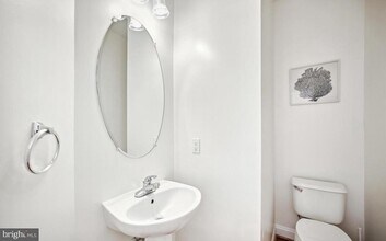 3905 Chelsea Park Ln in Burtonsville, MD - Building Photo - Building Photo