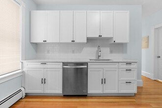 15 Romsey St, Unit 1 in Boston, MA - Building Photo - Building Photo