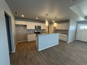 8530 11th St in Lubbock, TX - Building Photo - Building Photo