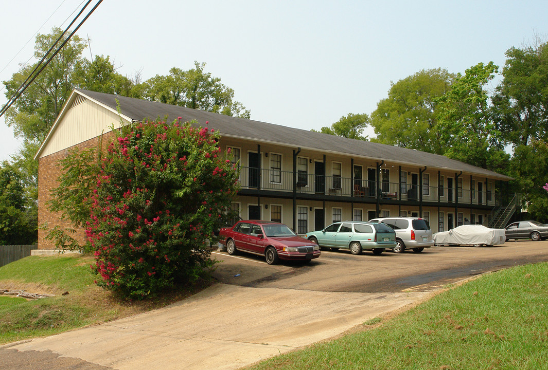 1121 Moody St in Jackson, MS - Building Photo