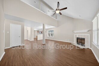 1028 Gate Creek Ln in Schertz, TX - Building Photo - Building Photo