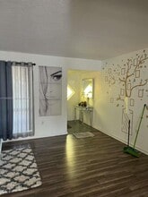 7618 Dilido Blvd in Miramar, FL - Building Photo - Building Photo