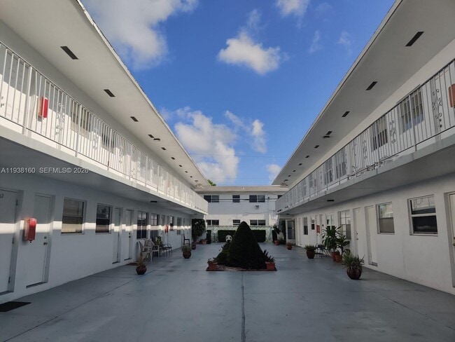 property at 2826 Van Buren St