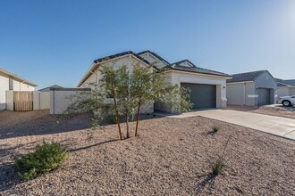 1747 W Cameron Blvd in Coolidge, AZ - Building Photo - Building Photo