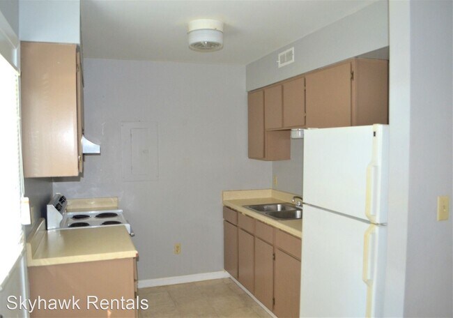 142 Harrison Rd in Martin, TN - Building Photo - Building Photo