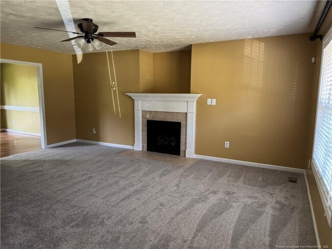 475 Ribbon Oak Ct in Sanford, NC - Building Photo - Building Photo