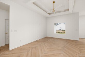 17 N Revolution St in Edinburg, TX - Building Photo - Building Photo