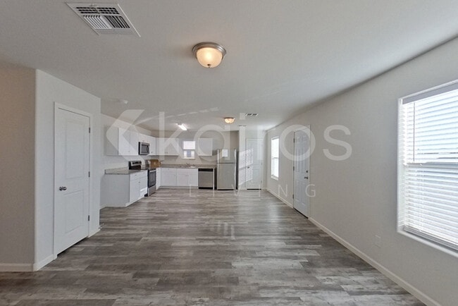 3578 Koval Dr in Kingman, AZ - Building Photo - Building Photo