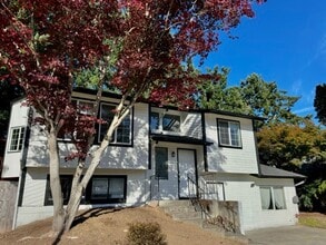 12712 SE 276th Pl in Kent, WA - Building Photo - Building Photo