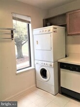 5482 Cedar Ln in Columbia, MD - Building Photo - Building Photo