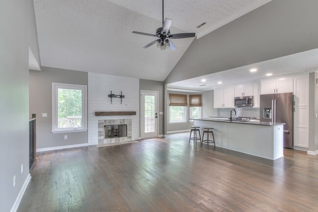 109 Warren Pl in Hendersonville, TN - Foto de edificio - Building Photo