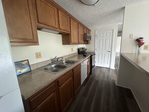 301 Palmspring Dr in Gaithersburg, MD - Building Photo - Building Photo